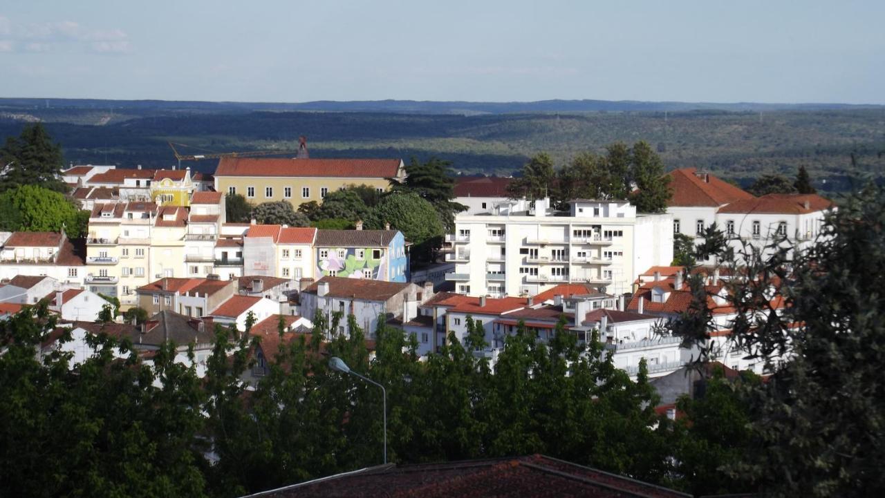 Casa Ocre Alojamento Local Абрантиш Экстерьер фото